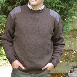 Suéter marrón comando